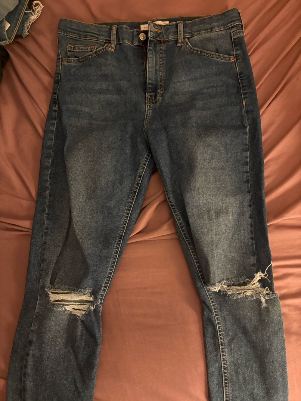 Topshop women’s Jamie Straight Ripped Jeans